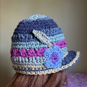 Crochet newsboy medium soft acrylic yarn new